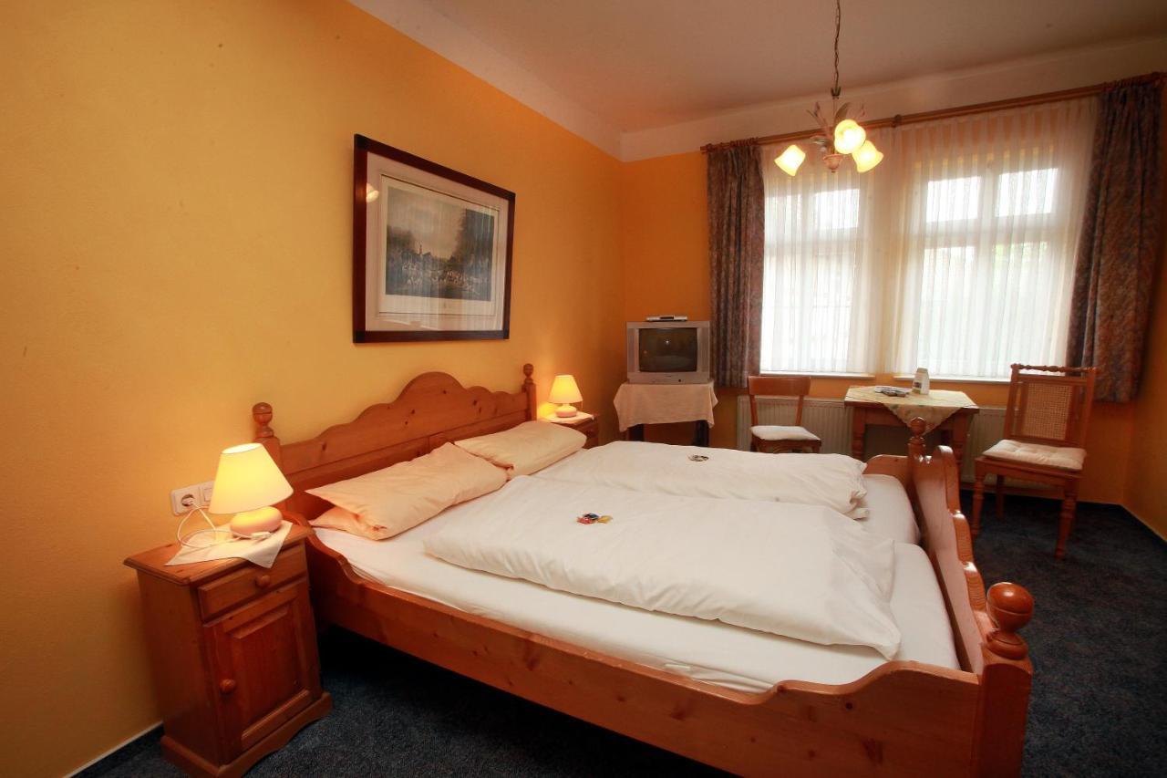 Hotel Ehlener Poststuben Habichtswald Habitación foto